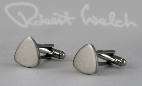 Triangular cufflinks