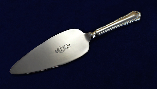 Dubarry pie server