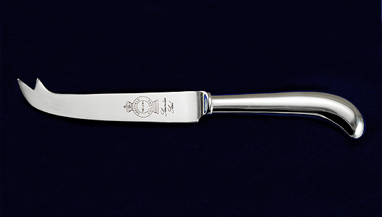 Pistol cheese knife