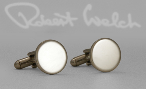 Round cufflinks