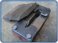 Blade blanking tool